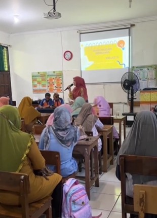 Kegiatan Sosialisasi Produk KSPPS Abu Bakar AshShidiq di Paguyuban kelas 5 SDIT Abu Bakar 